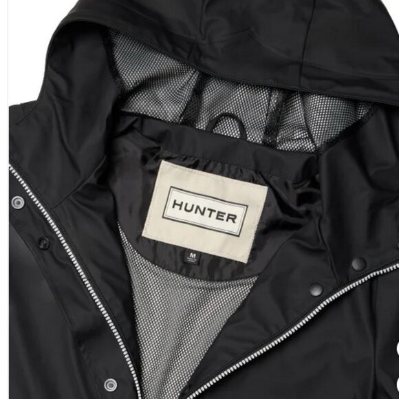 Hunter Ladies' Rain Jacket NWT - Picture 3 of 3